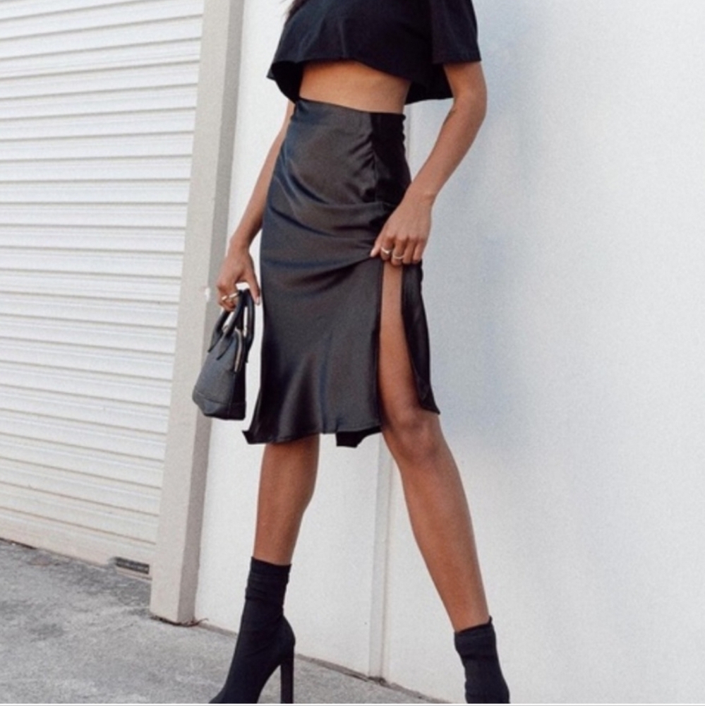 Princess Polly Satin Midi Skirt